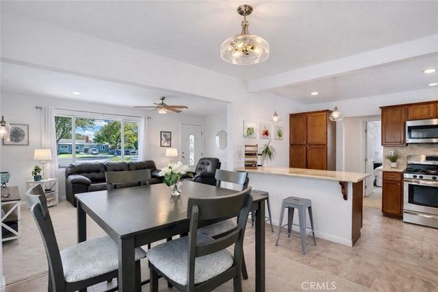 4151 Los Coyotes Diagonal, Lakewood, CA 90713