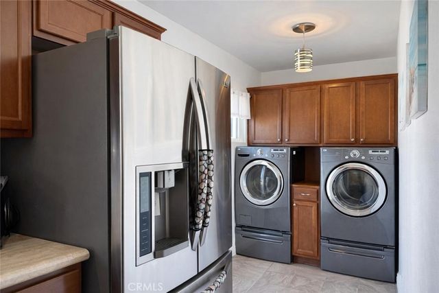 4151 Los Coyotes Diagonal, Lakewood, CA 90713