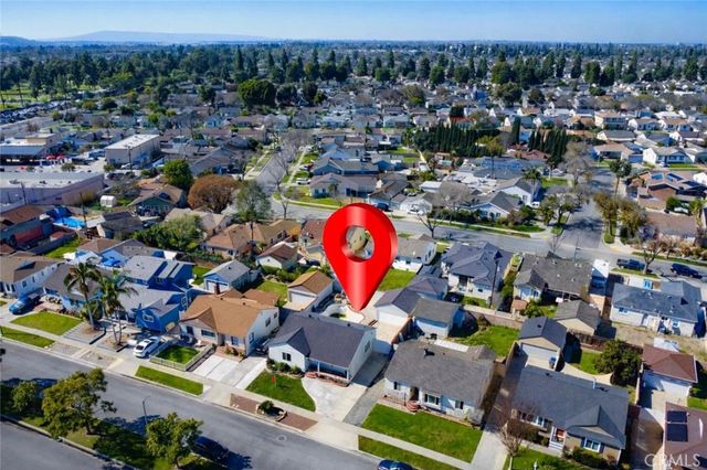 4151 Los Coyotes Diagonal, Lakewood, CA 90713