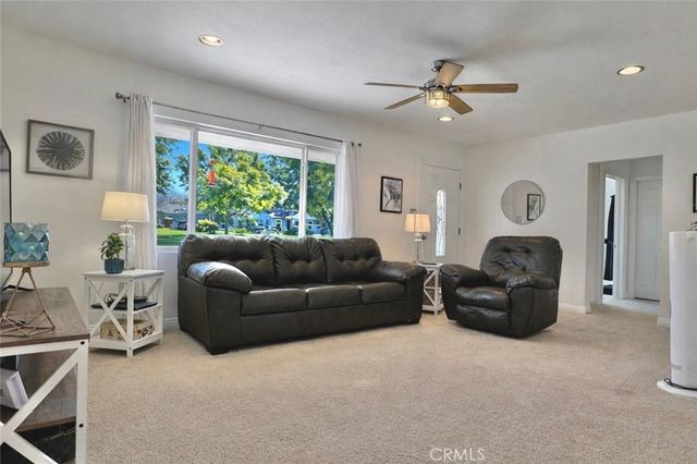 4151 Los Coyotes Diagonal, Lakewood, CA 90713