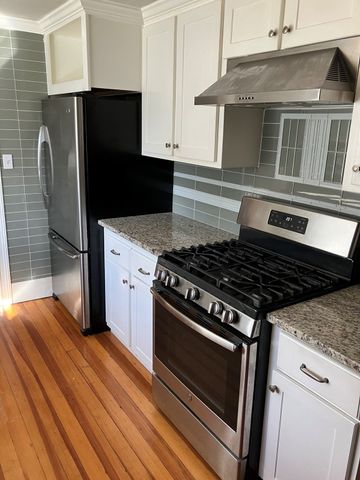 39-41 Balmoral 2, Andover, MA 01810