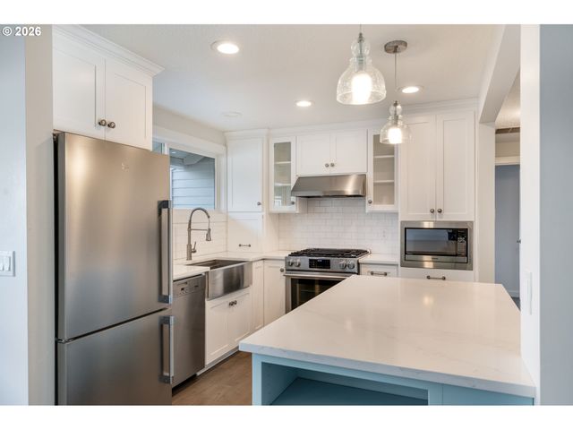 5165 Sw NORMANDY Pl, Beaverton, OR 97005