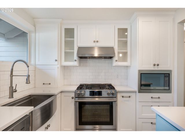 5165 Sw NORMANDY Pl, Beaverton, OR 97005