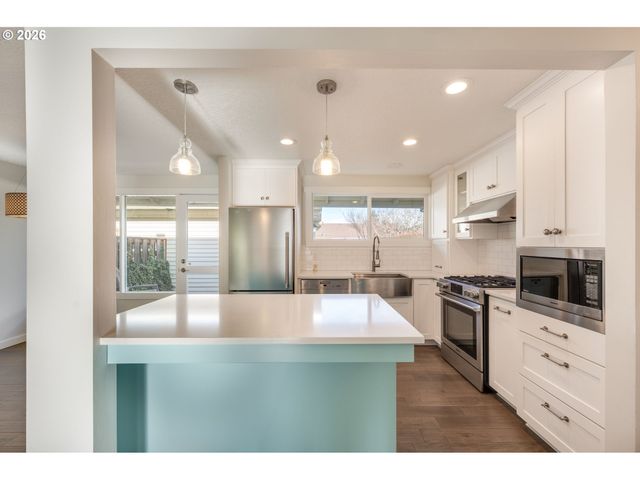 5165 Sw NORMANDY Pl, Beaverton, OR 97005