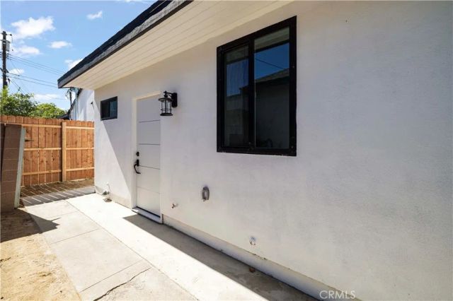 14862 Envoy, Sylmar, CA 91342