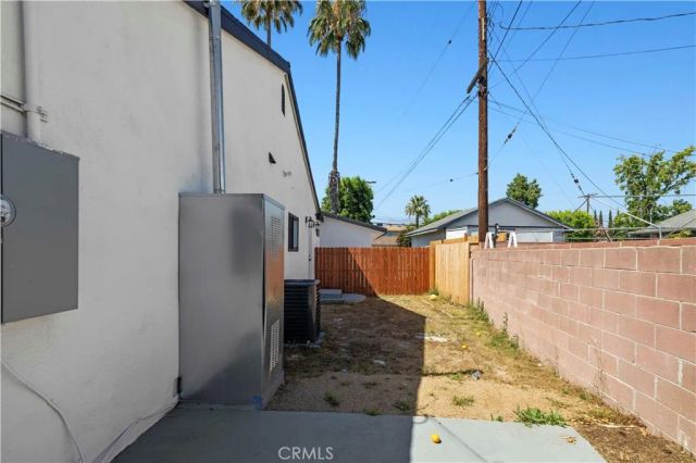 14862 Envoy, Sylmar, CA 91342