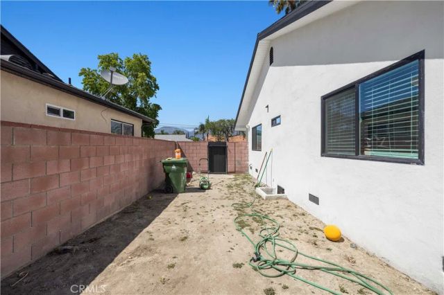 14862 Envoy, Sylmar, CA 91342