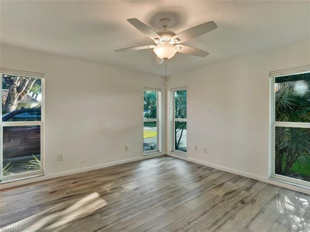 205 Georgetown BLVD 23, Naples, FL 34112