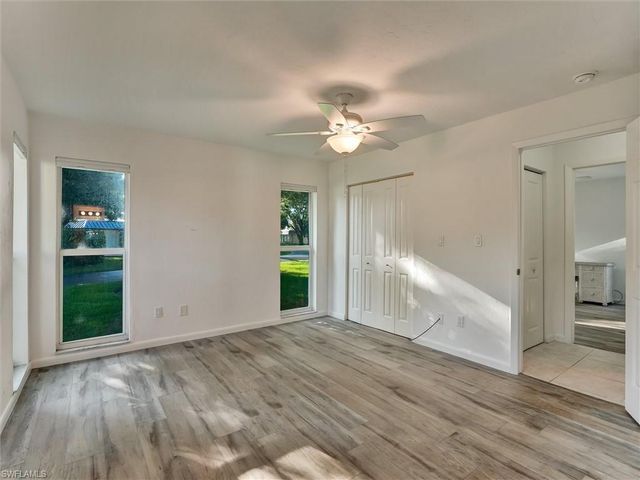 205 Georgetown BLVD 23, Naples, FL 34112