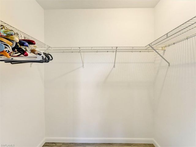 205 Georgetown BLVD 23, Naples, FL 34112