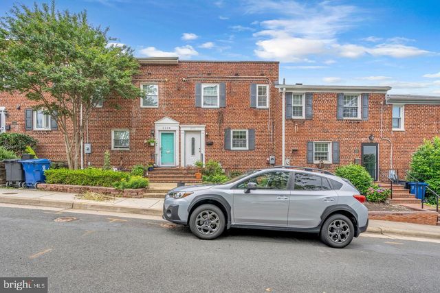 3110 LANDOVER ST, Alexandria, VA 22305