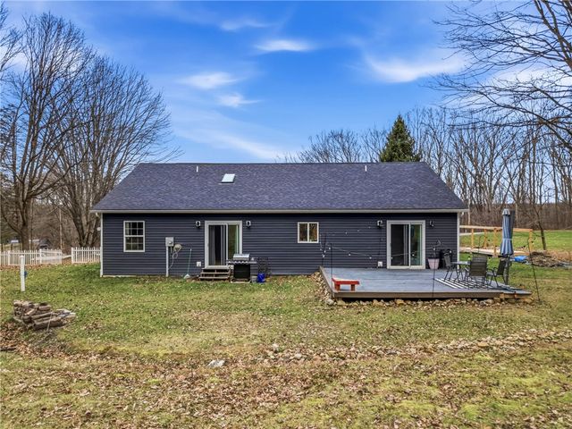 112 Willadell Rd, Delaware Twp, PA 16154