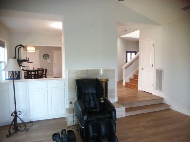 6010 Long Champ CT 109, Austin, TX 78746