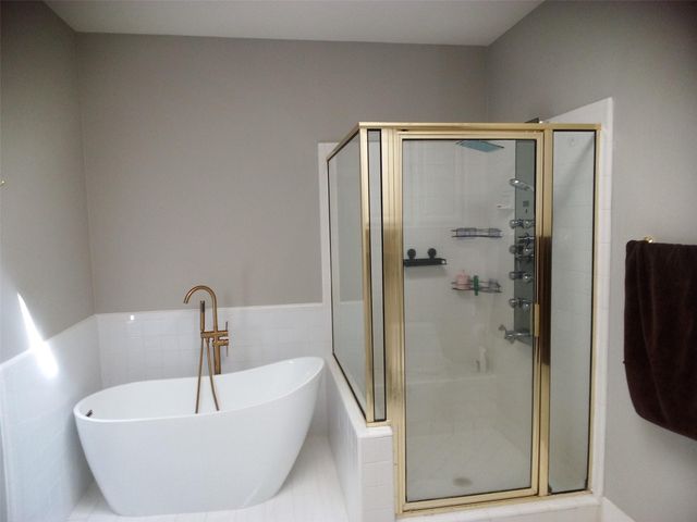 6010 Long Champ CT 109, Austin, TX 78746