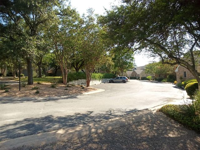6010 Long Champ CT 109, Austin, TX 78746