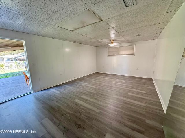 6037 TRANSYLVANIA Avenue, Jacksonville, FL 32210