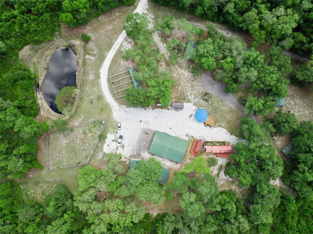 Image 2 of property listing at 1140 BUCKLES ROAD, Pierson, FL 32180