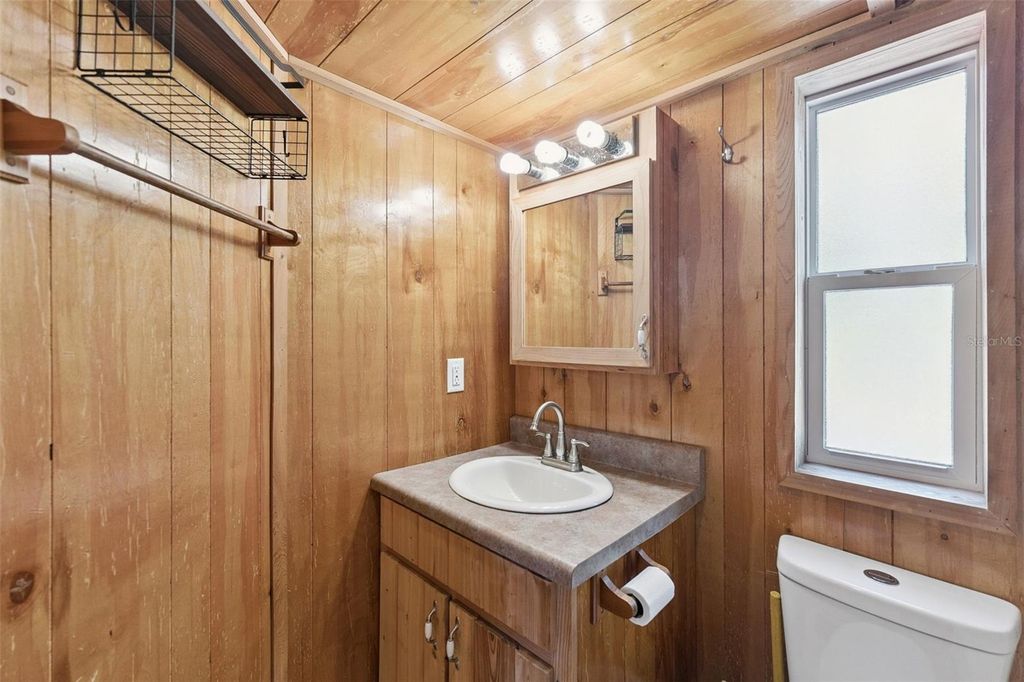 Image 15 of property listing at 1140 BUCKLES ROAD, Pierson, FL 32180