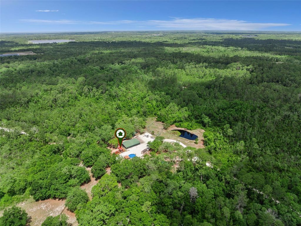 Image 3 of property listing at 1140 BUCKLES ROAD, Pierson, FL 32180