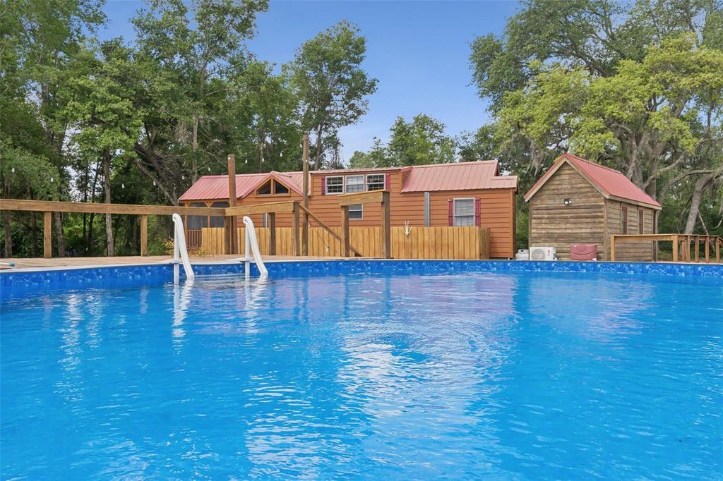 Image 33 of property listing at 1140 BUCKLES ROAD, Pierson, FL 32180