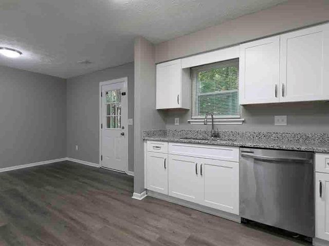 4040 Laurie Jo Drive, Marietta, GA 30008