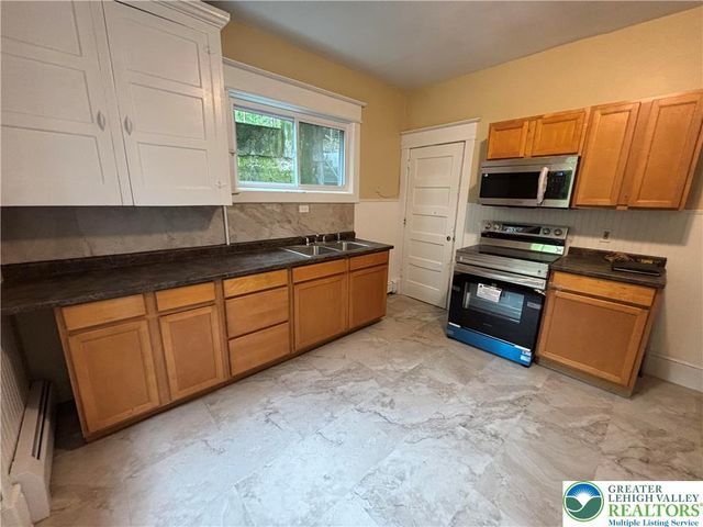 613 South Main Street, Bangor Boro, PA 18013