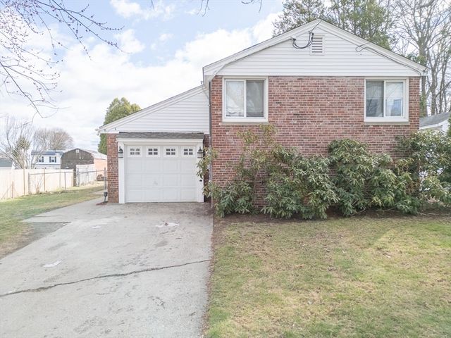 6 Danforth St, Lawrence, MA 01843