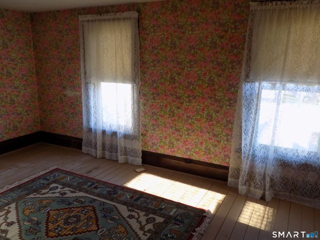 165 Main Street, Plymouth, CT 06786