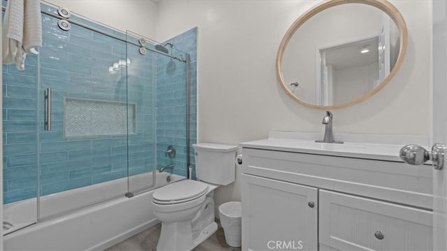 3190 Puesta Del Sol Court 201, Corona, CA 92882
