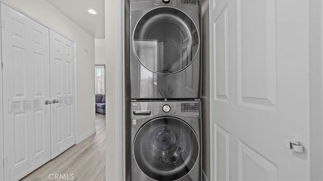 3190 Puesta Del Sol Court 201, Corona, CA 92882