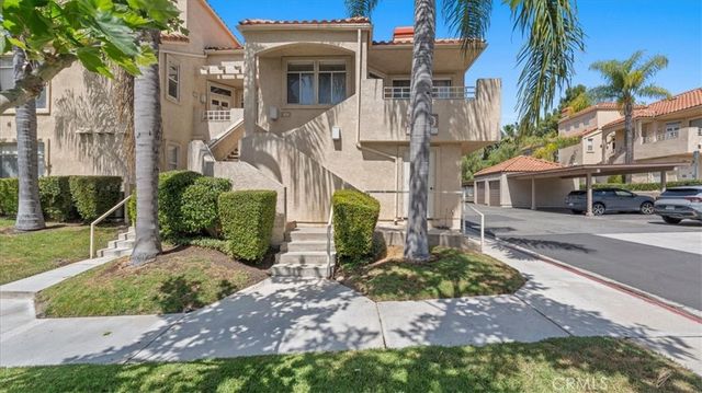 3190 Puesta Del Sol Court 201, Corona, CA 92882