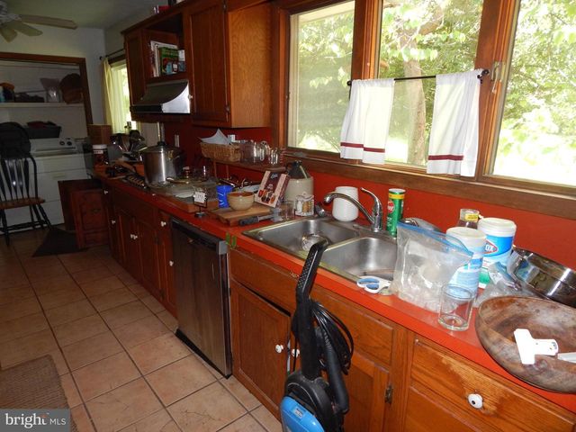 5 SUNNYDALE WAY, Reisterstown, MD 21136