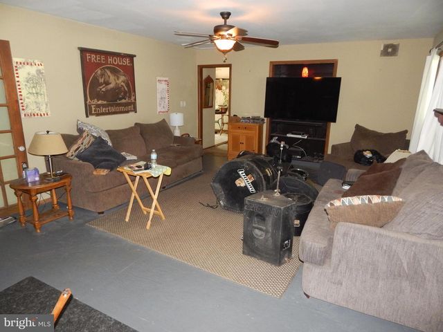 5 SUNNYDALE WAY, Reisterstown, MD 21136