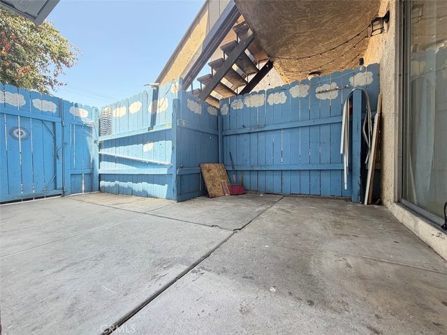 1056 E Phillips A, Pomona, CA 91766