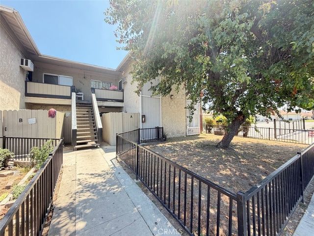 1056 E Phillips A, Pomona, CA 91766