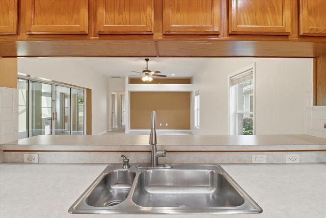 6301 W GLYNBORNE LOOP, Crystal River, FL 34429