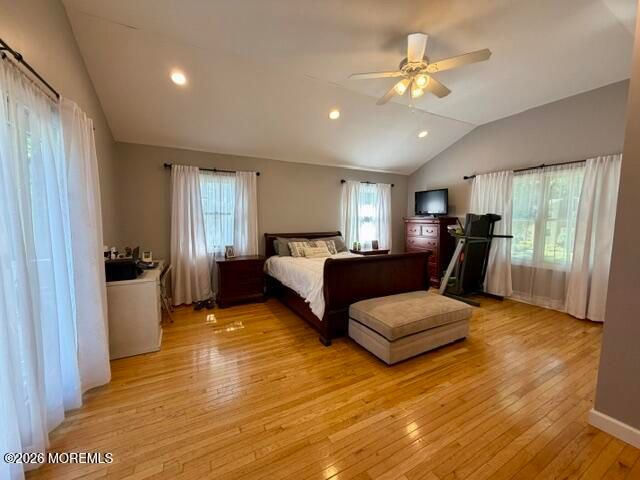 19 Maplewood Drive, Middletown, NJ 07748