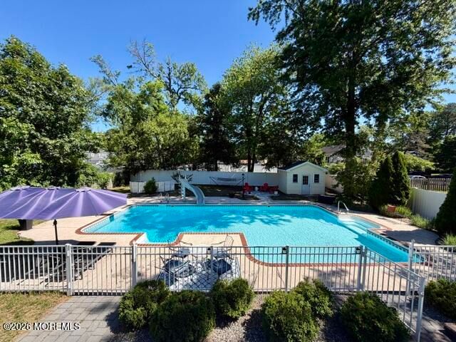19 Maplewood Drive, Middletown, NJ 07748