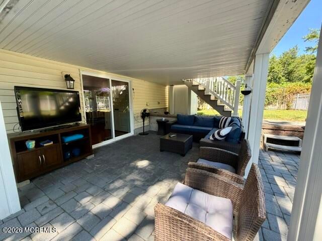 19 Maplewood Drive, Middletown, NJ 07748