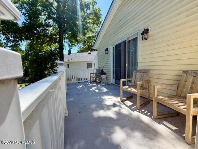 19 Maplewood Drive, Middletown, NJ 07748