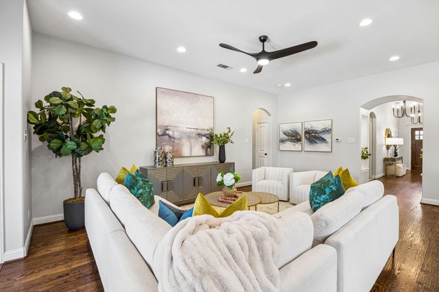 640 Nottingham Drive, Richardson, TX 75080