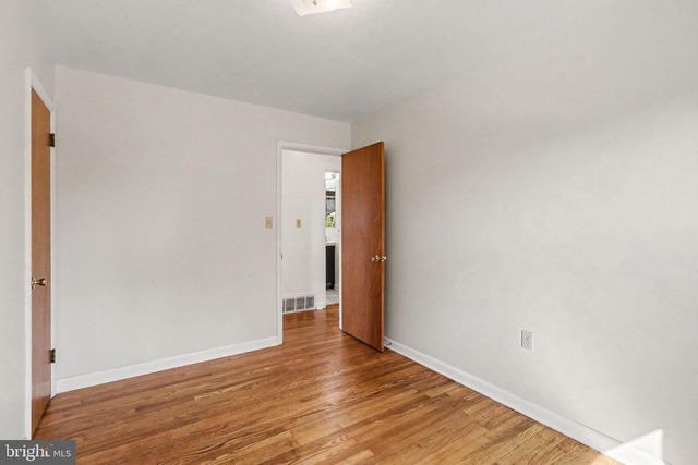 100 NISSLEY DR, Middletown, PA 17057