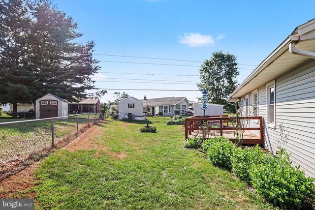 100 NISSLEY DR, Middletown, PA 17057