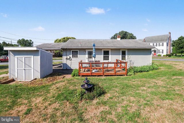 100 NISSLEY DR, Middletown, PA 17057