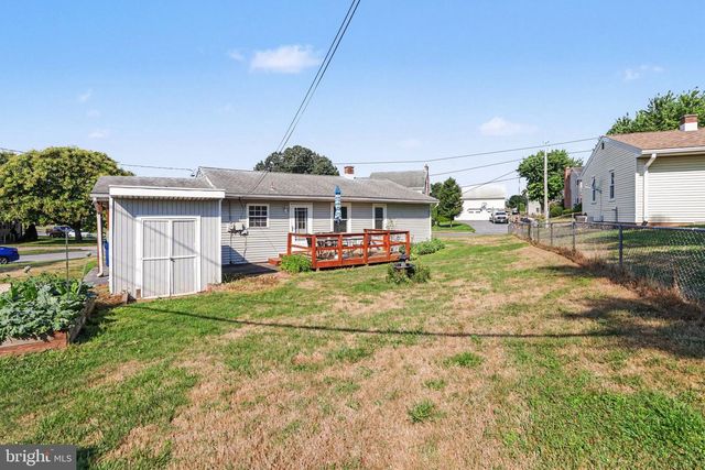 100 NISSLEY DR, Middletown, PA 17057