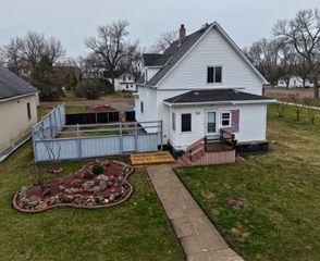 736 Cedar Avenue, Westbrook, MN 56183