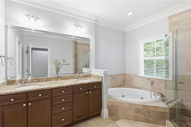 1147 Glenridge Place NE, Atlanta, GA 30342