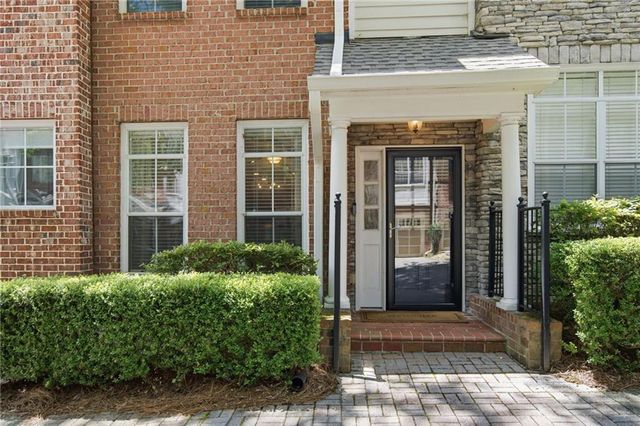 1147 Glenridge Place NE, Atlanta, GA 30342