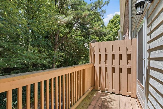 1147 Glenridge Place NE, Atlanta, GA 30342