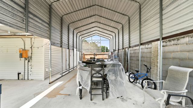 201 meadow, Schertz, TX 78154